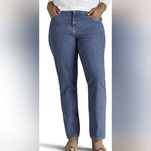 Lee Relaxed Fit Straight Leg Jeans 20W
